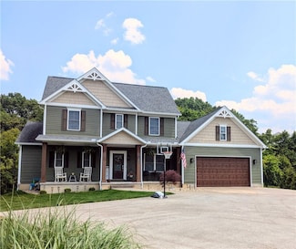 150 Mccracken Dr, Monaca, PA 15061