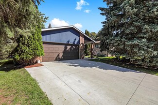4244 Braddock Trail, Saint Paul, MN 55123