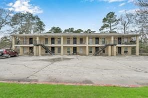 1500 S 3rd St Unit 7, Conroe, TX 77301