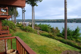 131 N Bay Ln Unit 2, Port Ludlow, WA 98365