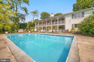 1304 Summit Dr, Bellefonte, PA 16823