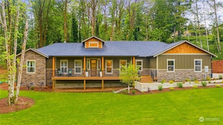 4951 SE Natchez Ct, Port Orchard, WA 98366