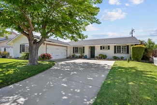 1406 Dinsmore St, Simi Valley, CA 93065