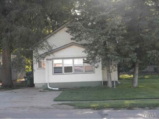 2224 Riverside Blvd, Sioux City, IA 51109