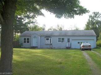 2743 Station St, Rock Creek, OH 44084