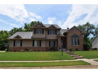 4363 Buckingham Ln, Iowa City, IA 52245