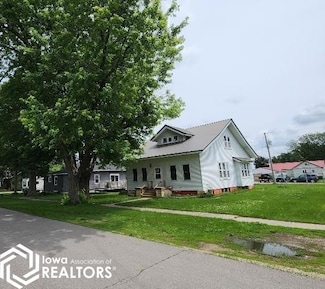 434 Way Ave, Woden, IA 50484