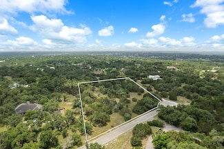 8005 Golden Oaks Ln, Austin, TX 78737