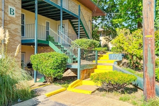 555 N Dupont Ave Unit B27, Madison, TN 37115