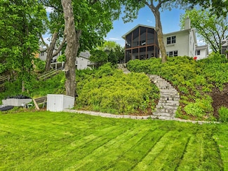 577 Park Ln, Long Lake, MN 55356