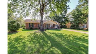 109 White Pine Ct, Moncks Corner, SC 29461