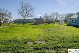 507 S Street Andrews St, Weimar, TX 78962
