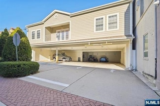 683 Main St Unit 2, Hackensack, NJ 07601