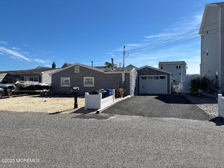 36 Sands Point Rd, Waretown, NJ 08758