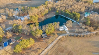 103 Road 9042, Fort Payne, AL 35968