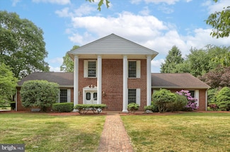 1201 Georgetown Cir, Carlisle, PA 17013