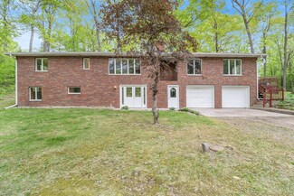 8760 N 14th St, Kalamazoo, MI 49009