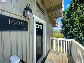 1609 Garfield Place Unit 1609, Eugene, OR 97402