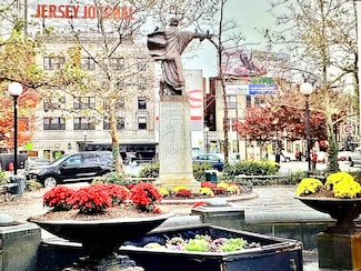 40 Vroom St Unit 1A, Jersey City, NJ 07306