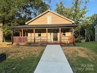 638 Old Salisbury Rd, Statesville, NC 28677