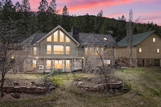 583 Running Bear Ln, Hamilton, MT 59840