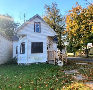 701 Jackson Ave, Evansville, IN 47713