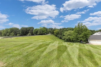 1556 Dr, Wildwood, MO 63005