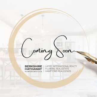 130 S Middle Neck Rd Unit 2, Great Neck, NY 11021