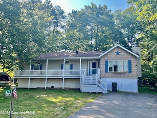 4714 Norwood Ln, Tobyhanna, PA 18466