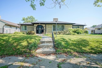 508 Glendale Dr, Frankfort, IN 46041