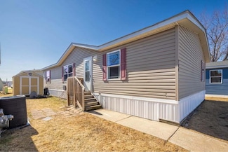 286 Park Ln, Sauk Village, IL 60411