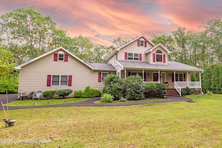 218 Evergreen Ct, Saylorsburg, PA 18353