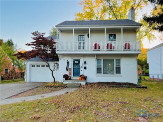3859 Indian Rd, Ottawa Hills, OH 43606