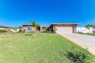2211 42nd St W, Bradenton, FL 34205