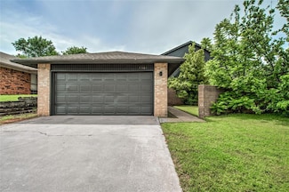 7301 Kings Manor Ct, Oklahoma City, OK 73132