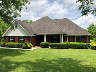 21276 Loop Rd, Andalusia, AL 36421