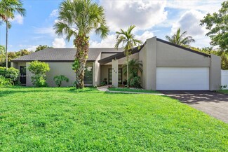 620 S Lake Dasha Dr, Plantation, FL 33324