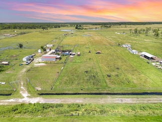 120 Angus Rd, Venus, FL 33960