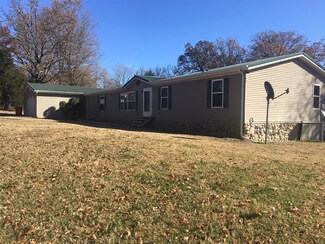 105 W End Rd, Puxico, MO 63960
