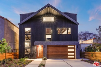 2530 Beverley Ave, Santa Monica, CA 90405