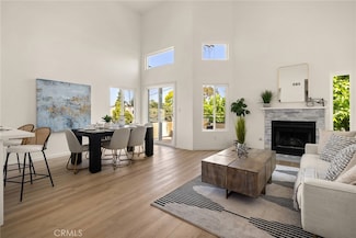 11722 Avon Way Unit 204, Los Angeles, CA 90066