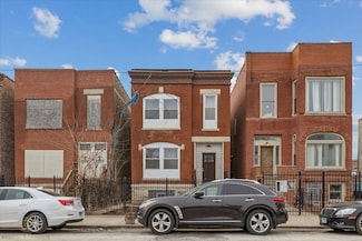 352 N Avers Ave, Chicago, IL 60624