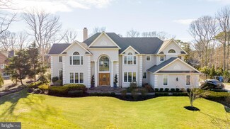 10 Ocean View Dr, Ocean View, NJ 08230