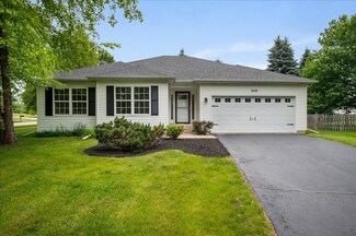 249 Spring Ct, North Aurora, IL 60542