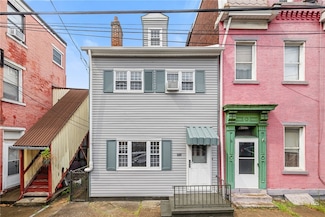 2207 Sarah St, Pittsburgh, PA 15203