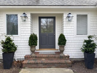 5 Paddock Cir, East Falmouth, MA 02536