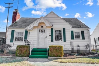 710 Berkshire Rd, Dayton, OH 45419