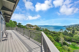 10 Mateo Dr, Belvedere Tiburon, CA 94920
