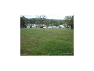 40 Concord St, Harrisville, WV 26362