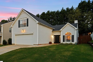 10 Valley Glen Ct, Greer, SC 29650